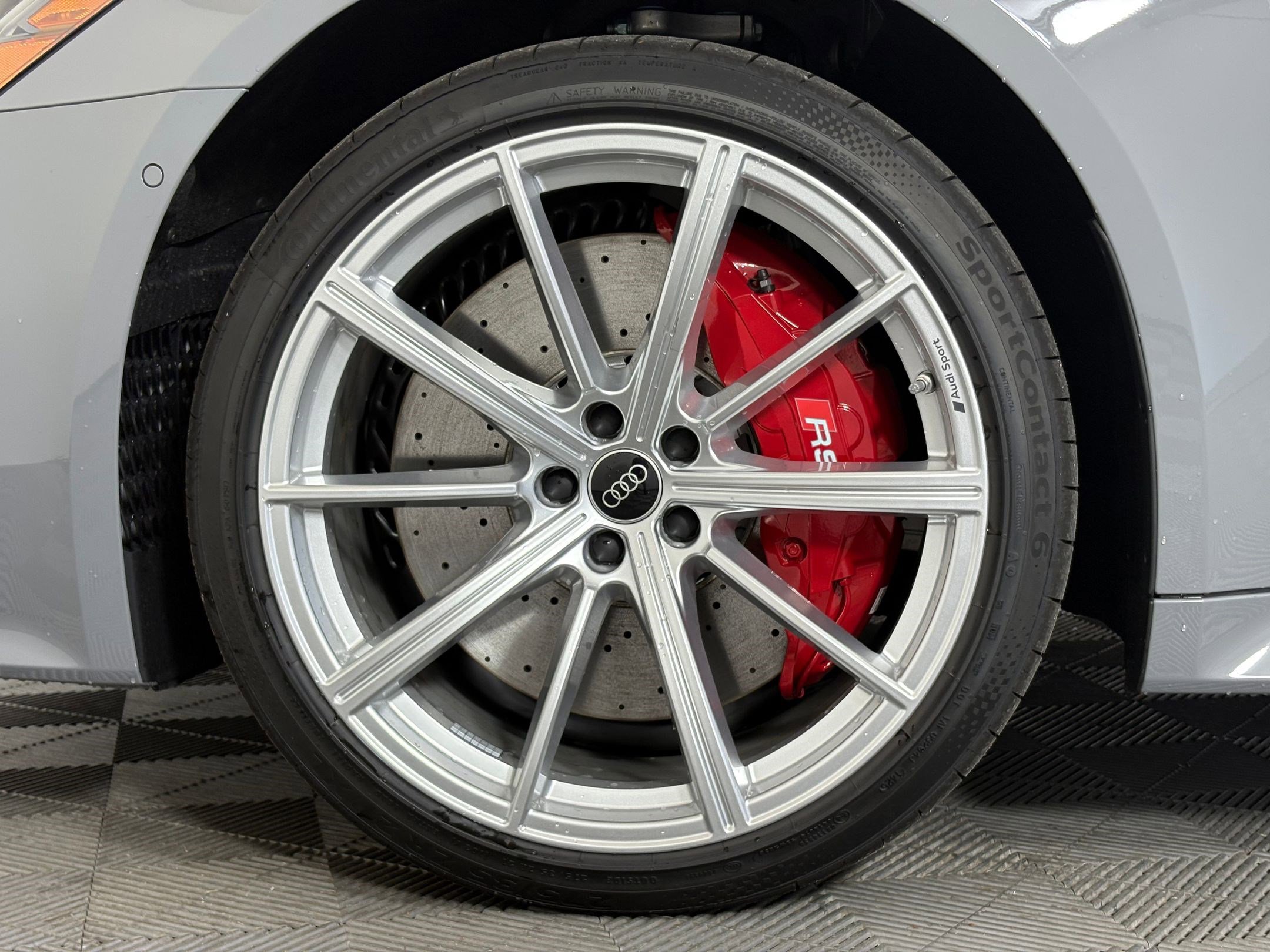 New 2026 Audi RS 7 Performance image 12