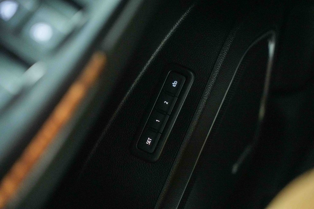 Used 2019 Chevrolet Suburban Premier image 31