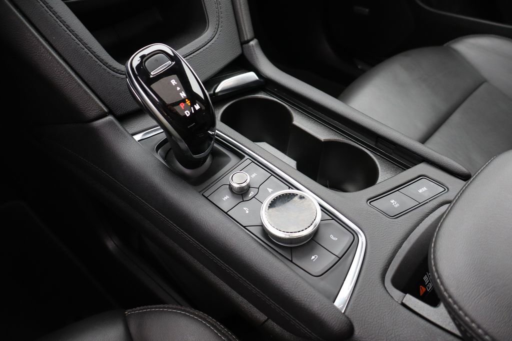 Used 2025 Cadillac XT5 Premium Luxury image 25