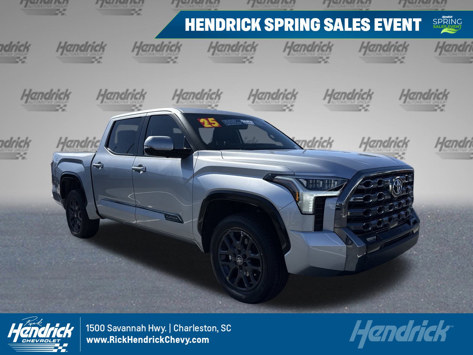 Used 2025 Toyota Tundra Platinum image 1