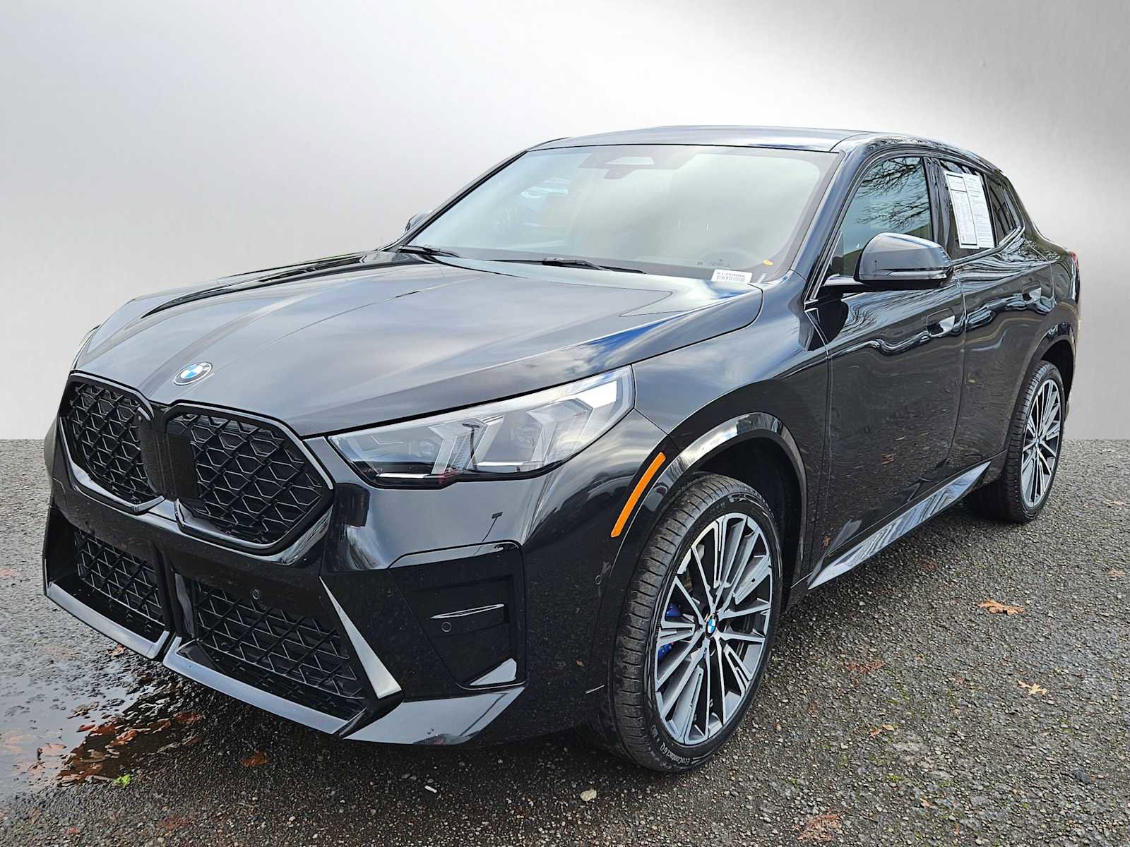 Used 2025 BMW X2 xDrive28i w/ Premium Package image 7