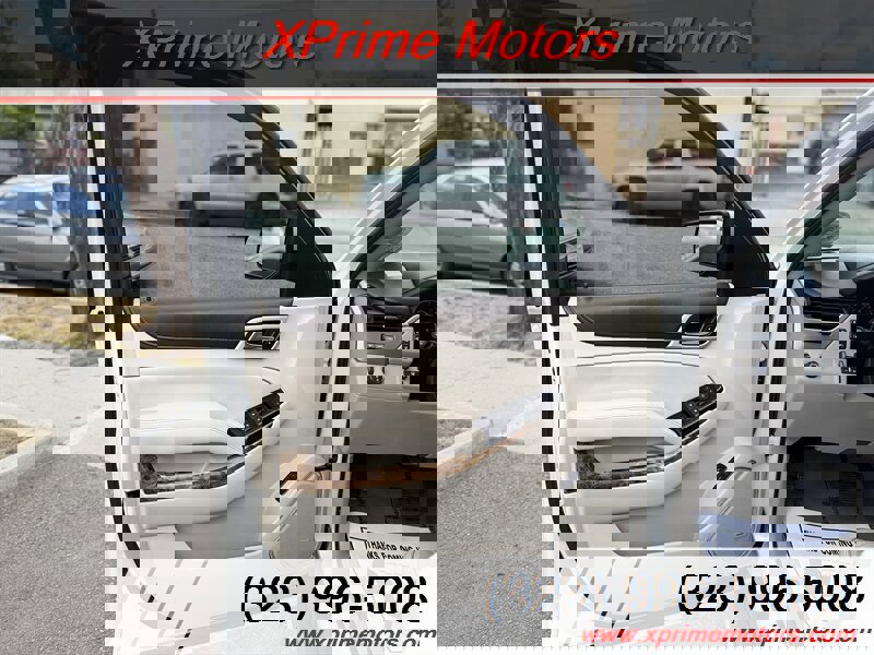 Used 2015 GMC Yukon Denali w/ Premium Package image 15