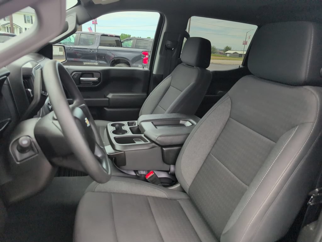 Used 2024 Chevrolet Silverado 1500 Custom AWD/4WD image 10