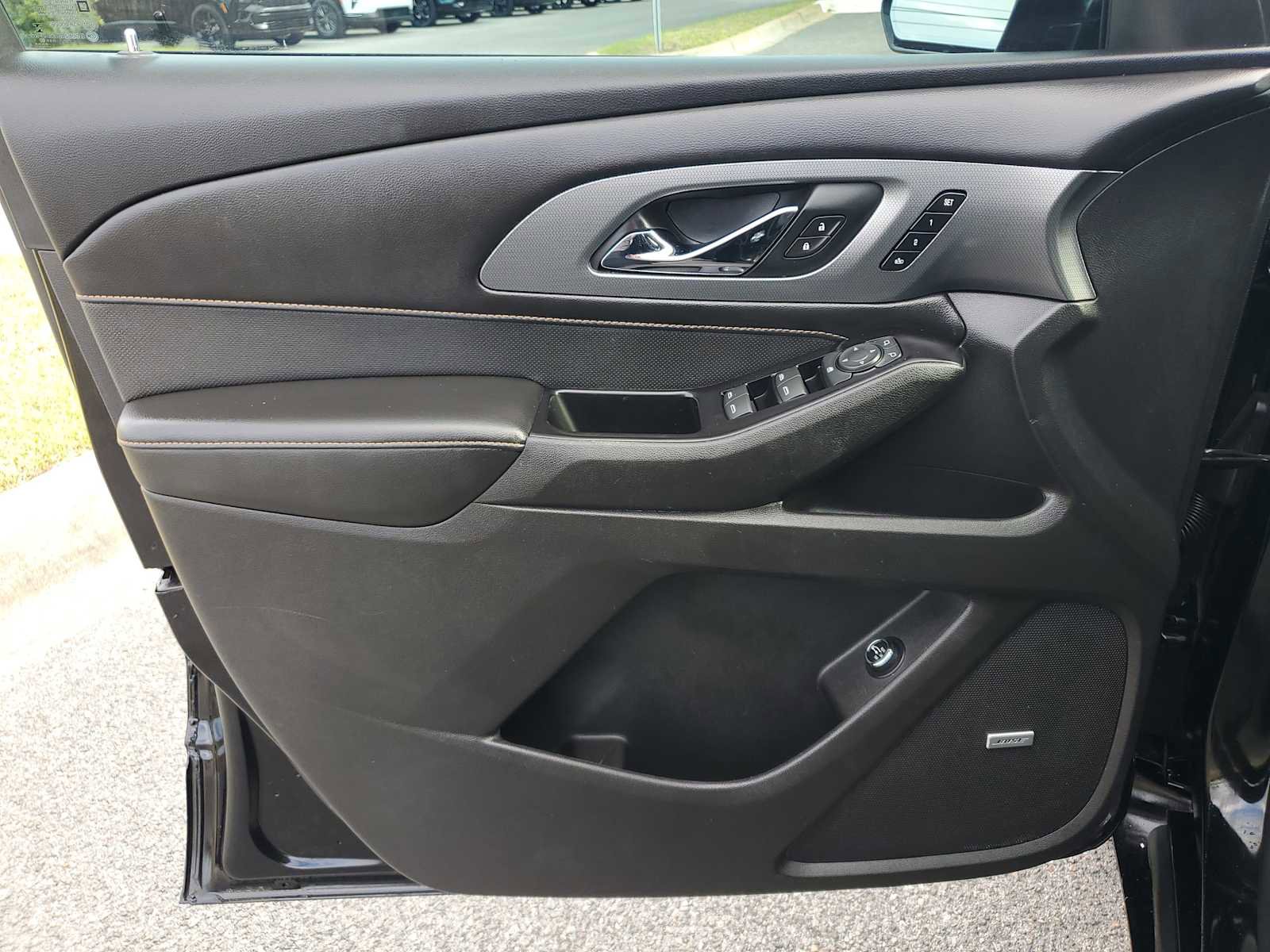 Used 2018 Chevrolet Traverse Premier w/ Redline Edition image 16