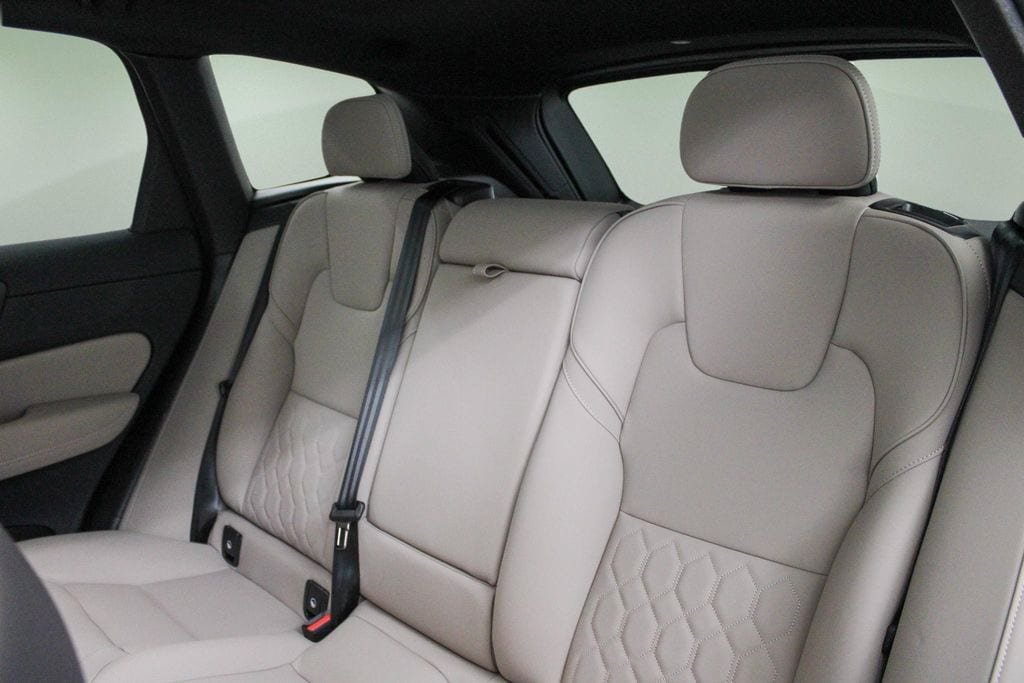 New 2026 Volvo XC60 B5 Core AWD/4WD image 25