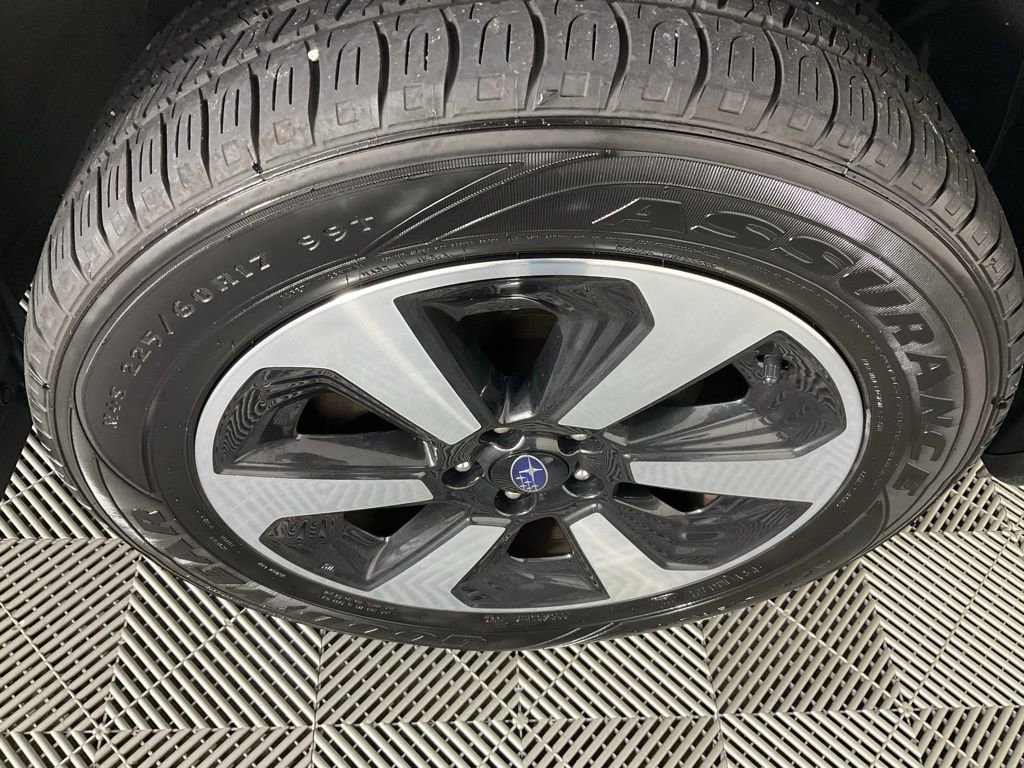 Used 2018 Subaru Forester 2.5i Premium w/ All-Weather Package image 10