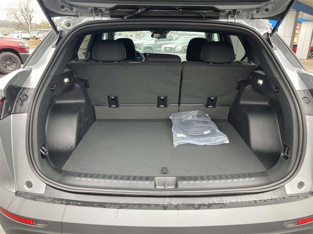 New 2026 Chevrolet Blazer EV LT image 11