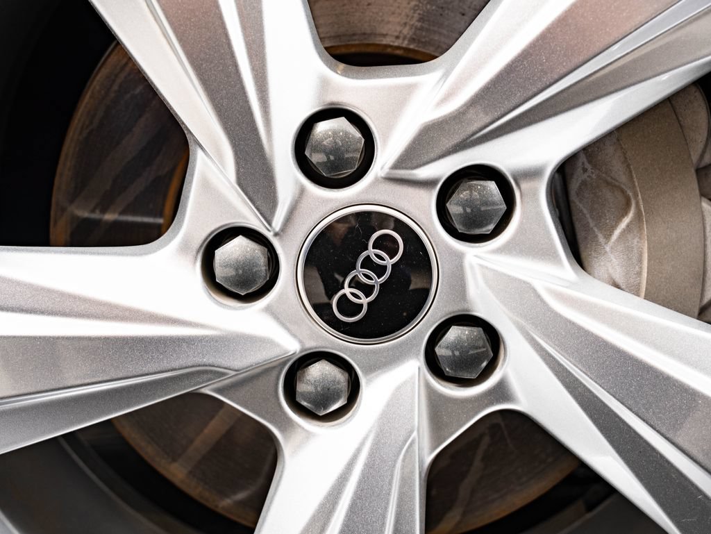 Used 2023 Audi Q5 2.0T Premium Plus w/ Premium Plus Package AWD/4WD image 8