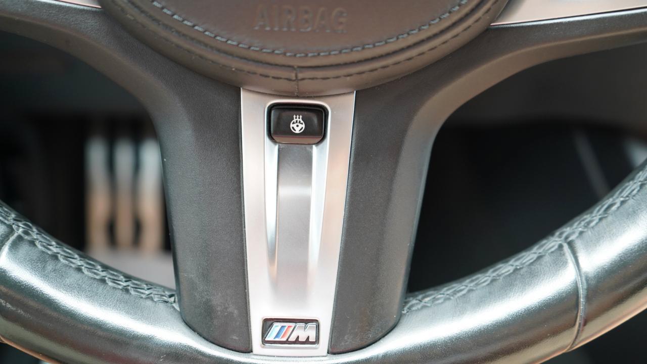 Used 2020 BMW 330i xDrive Sedan w/ M Sport Package AWD/4WD image 65