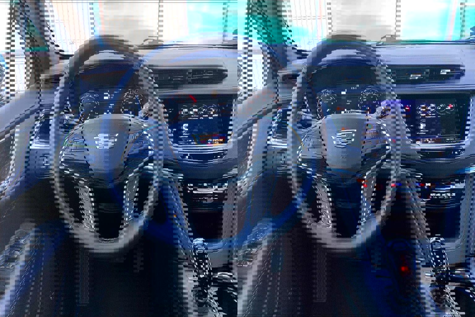 Used 2025 Cadillac XT5 Premium Luxury image 5