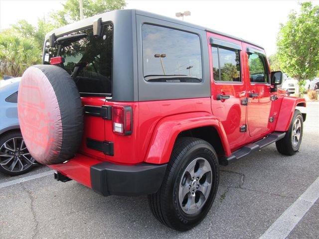 Used 2018 Jeep Wrangler Unlimited Sahara w/ Connectivity Group AWD/4WD image 4