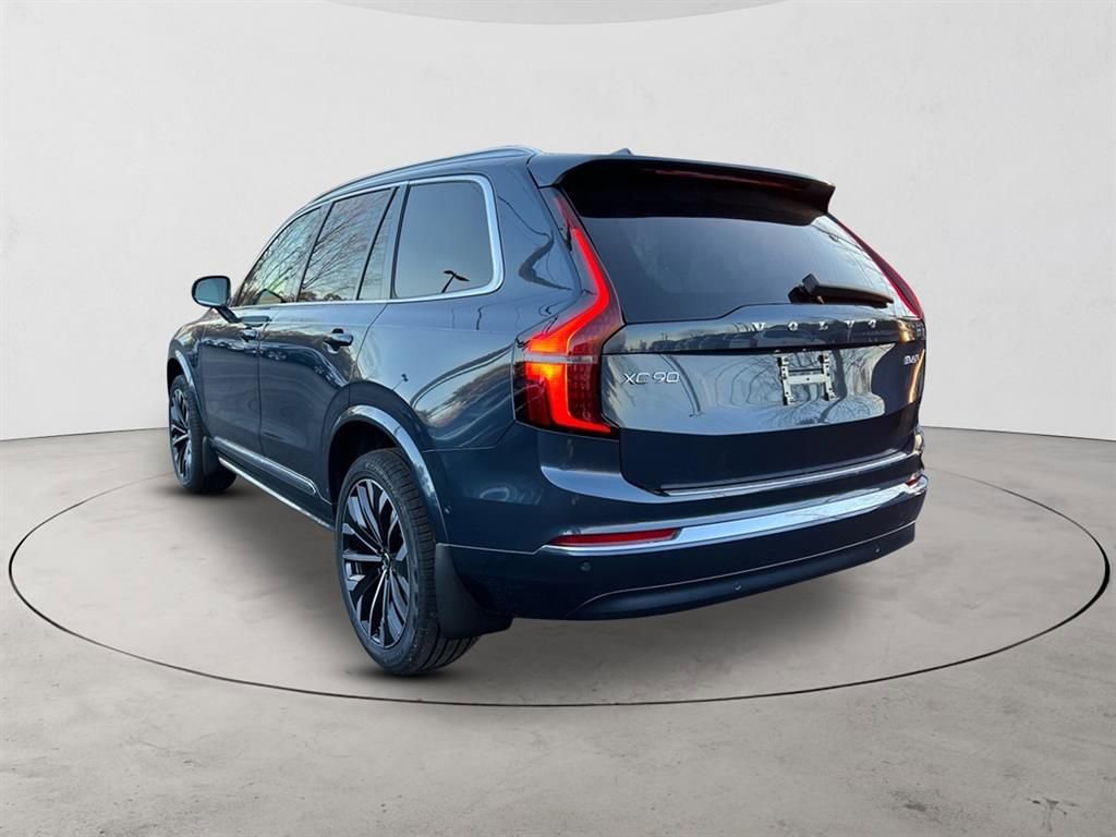 New 2026 Volvo XC90 B6 Plus w/ Protection Package Premier AWD/4WD image 3