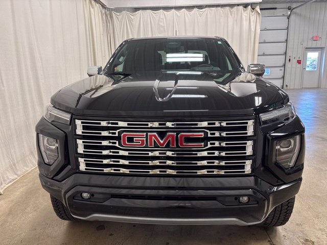 Used 2026 GMC Canyon Denali AWD/4WD image 9