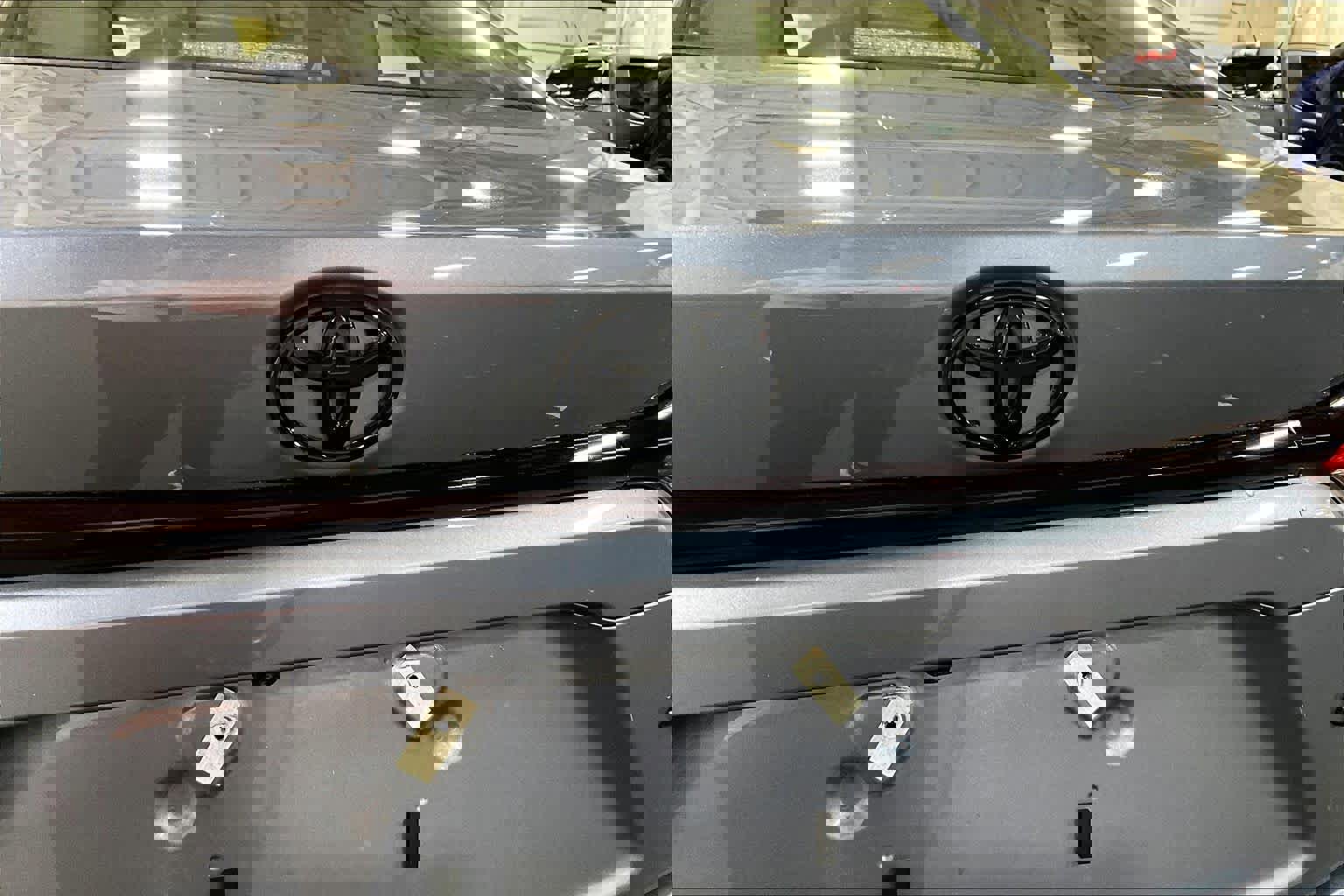 Used 2024 Toyota Corolla LE image 30