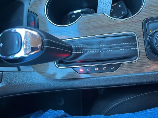 Used 2019 GMC Acadia SLE w/ Driver Alert Package I image 17