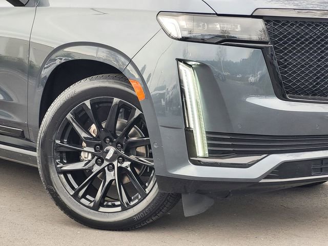 Certified 2021 Cadillac Escalade Sport Platinum w/ LPO, ONYX Package image 3