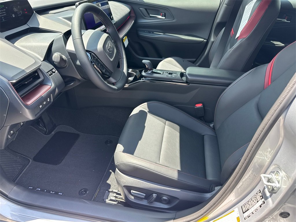 New 2025 Toyota Prius XSE image 9