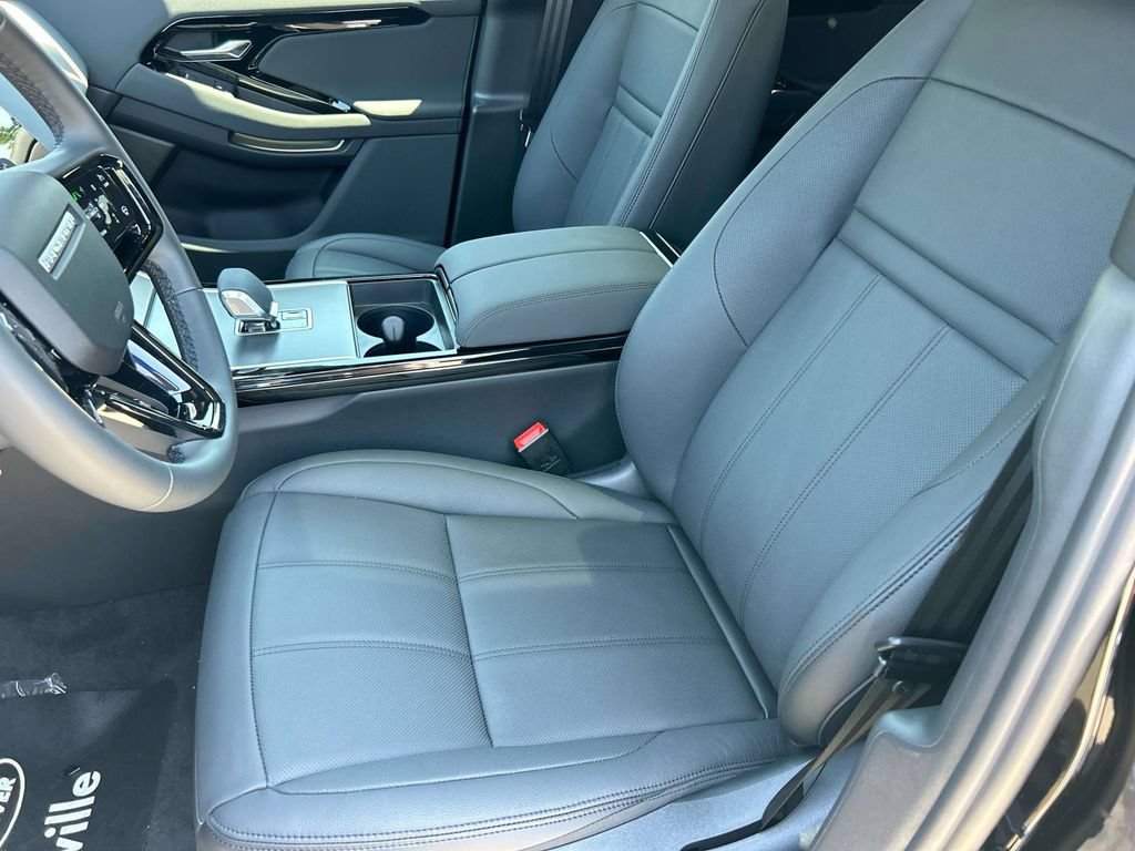 New 2026 Land Rover Range Rover Evoque S AWD/4WD image 11