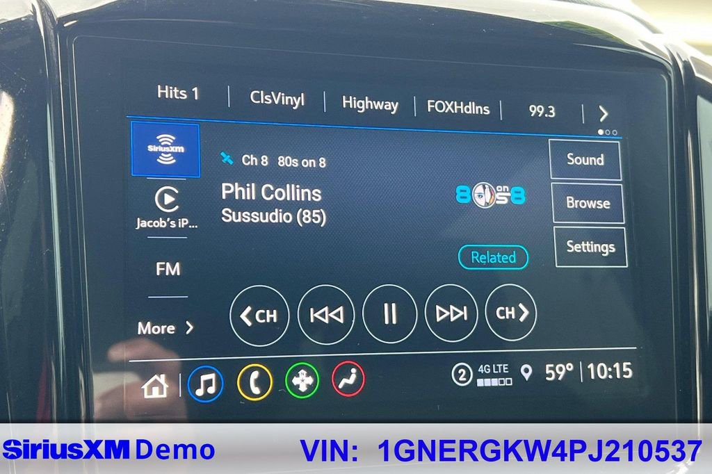 Used 2023 Chevrolet Traverse LT image 37