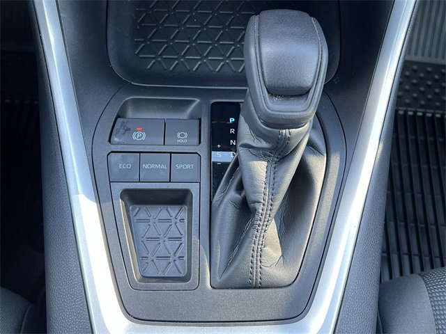 Used 2023 Toyota RAV4 LE image 16