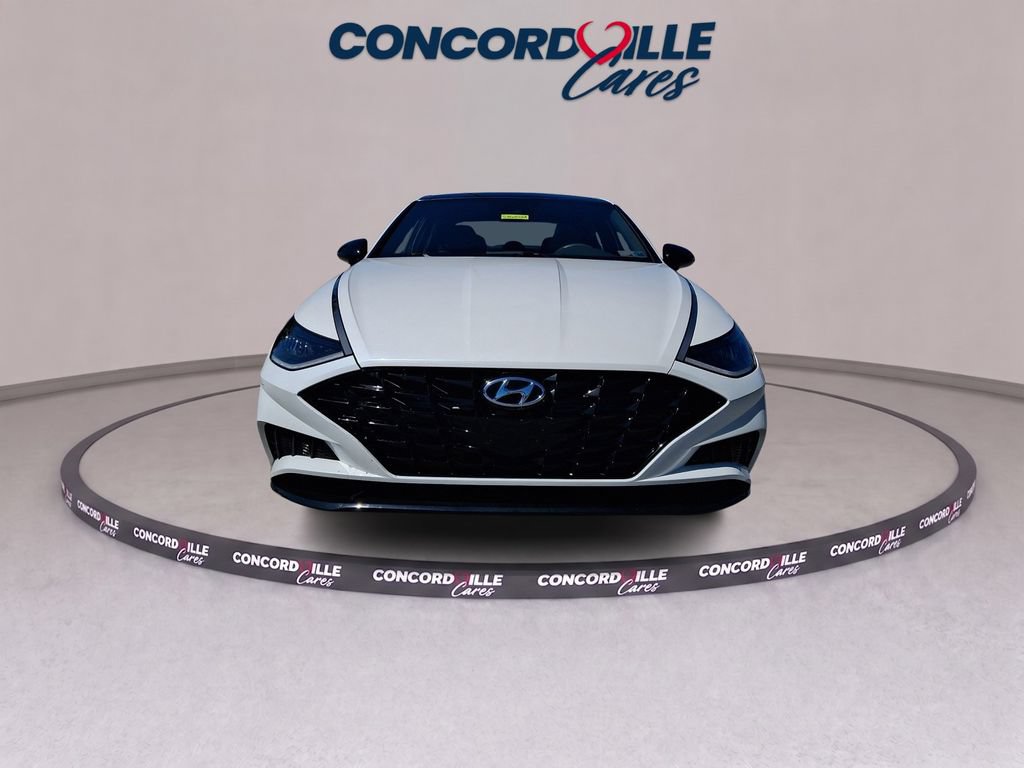 Used 2022 Hyundai Sonata SEL Plus FWD image 2