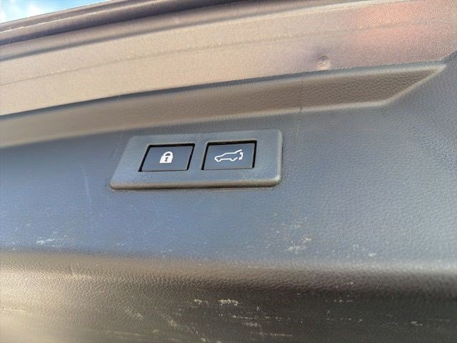 Used 2024 Subaru Outback Premium AWD/4WD image 15