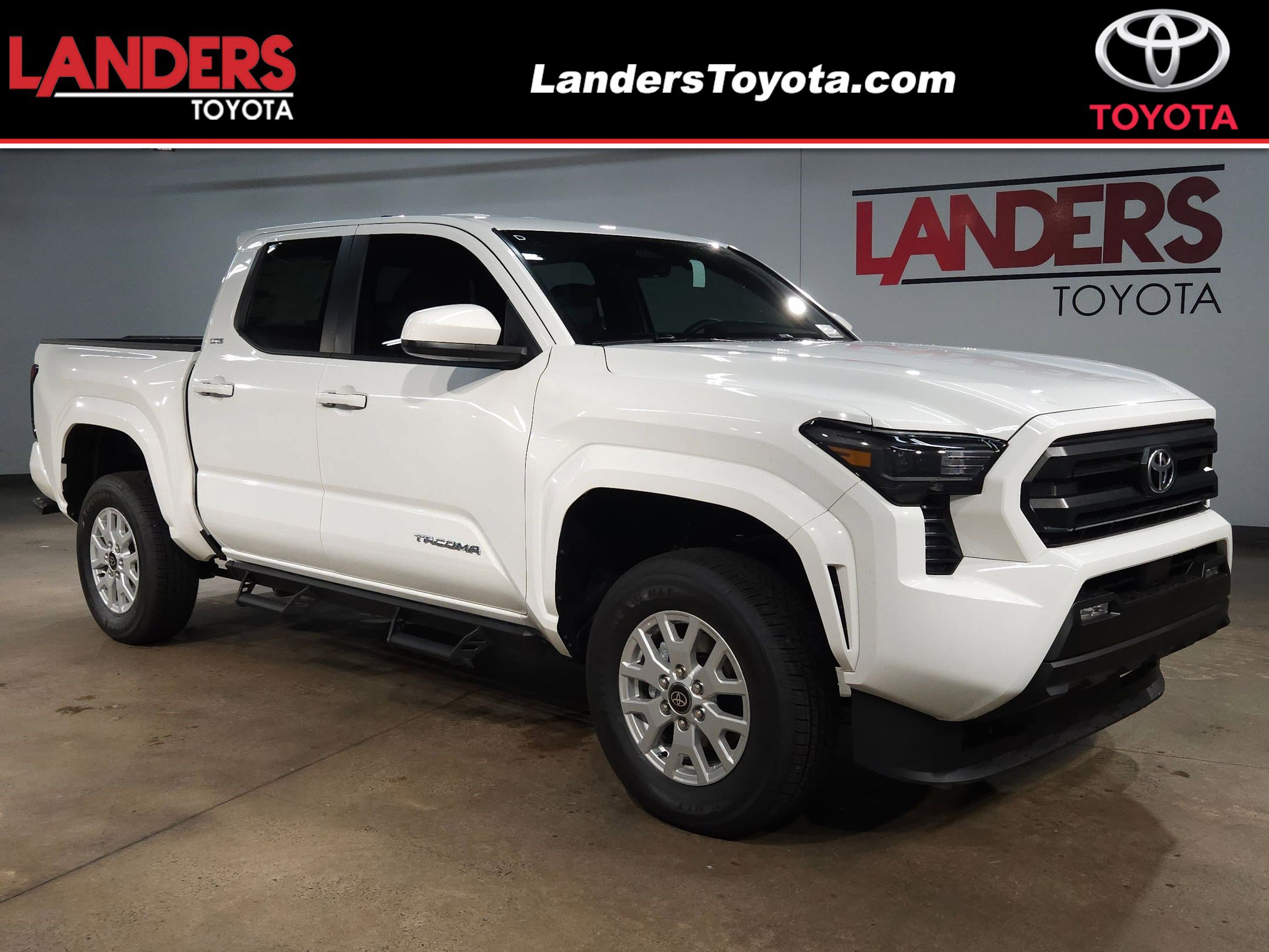New 2025 Toyota Tacoma SR5