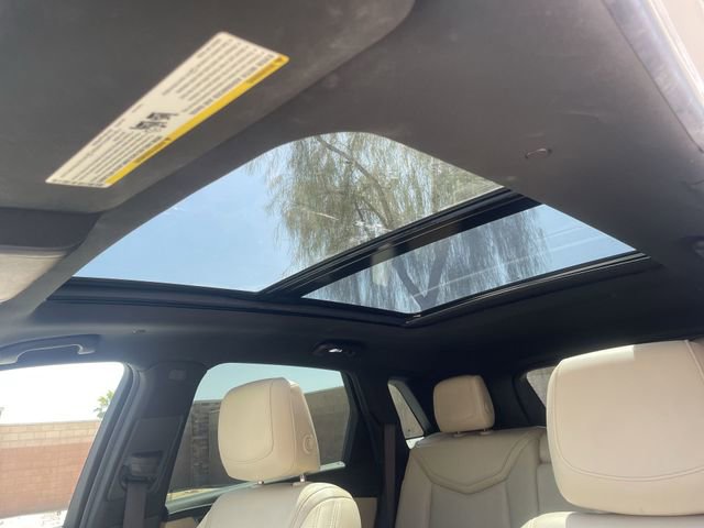 Used 2018 Cadillac XT5 Luxury w/ Driver Awareness Package FWD image 19