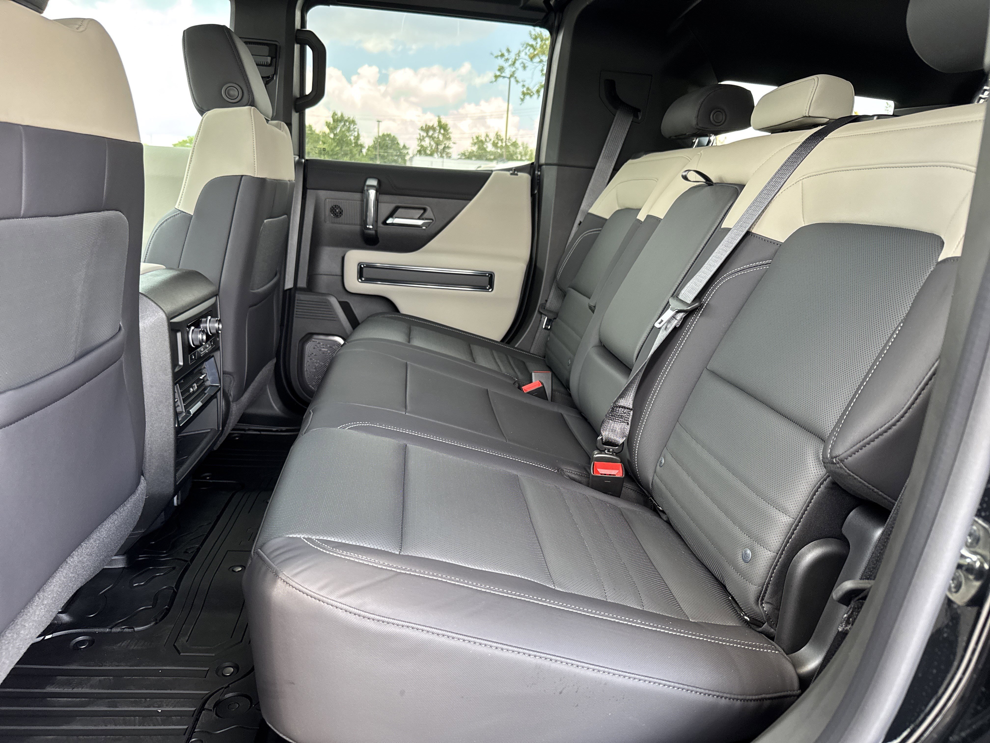 New 2026 GMC Hummer EV SUV image 31