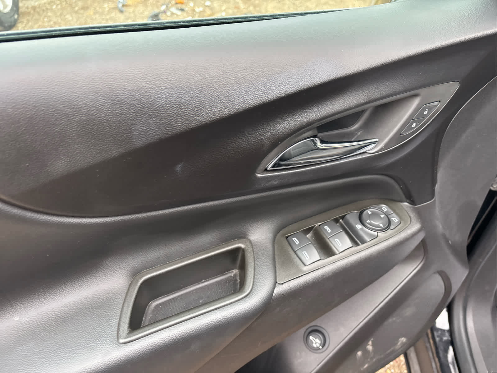 Used 2024 Chevrolet Equinox LT image 22