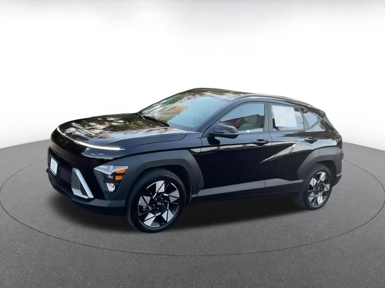Used 2025 Hyundai Kona SEL image 8