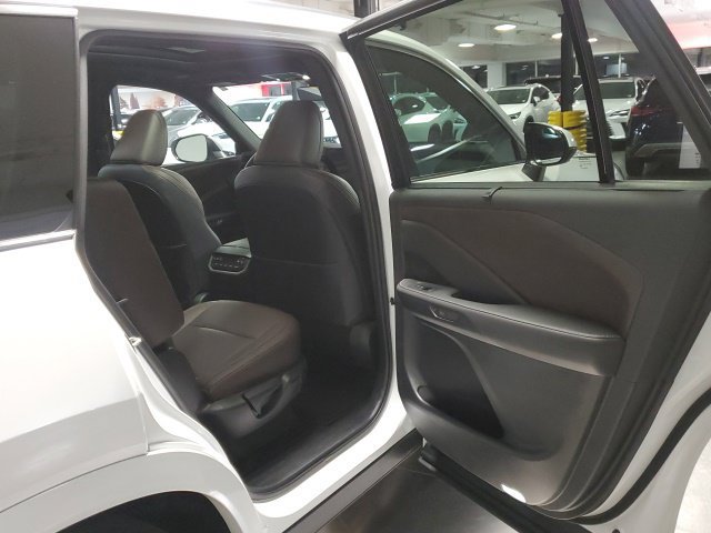 Used 2026 Lexus TX 350 AWD w/ Technology Package image 24