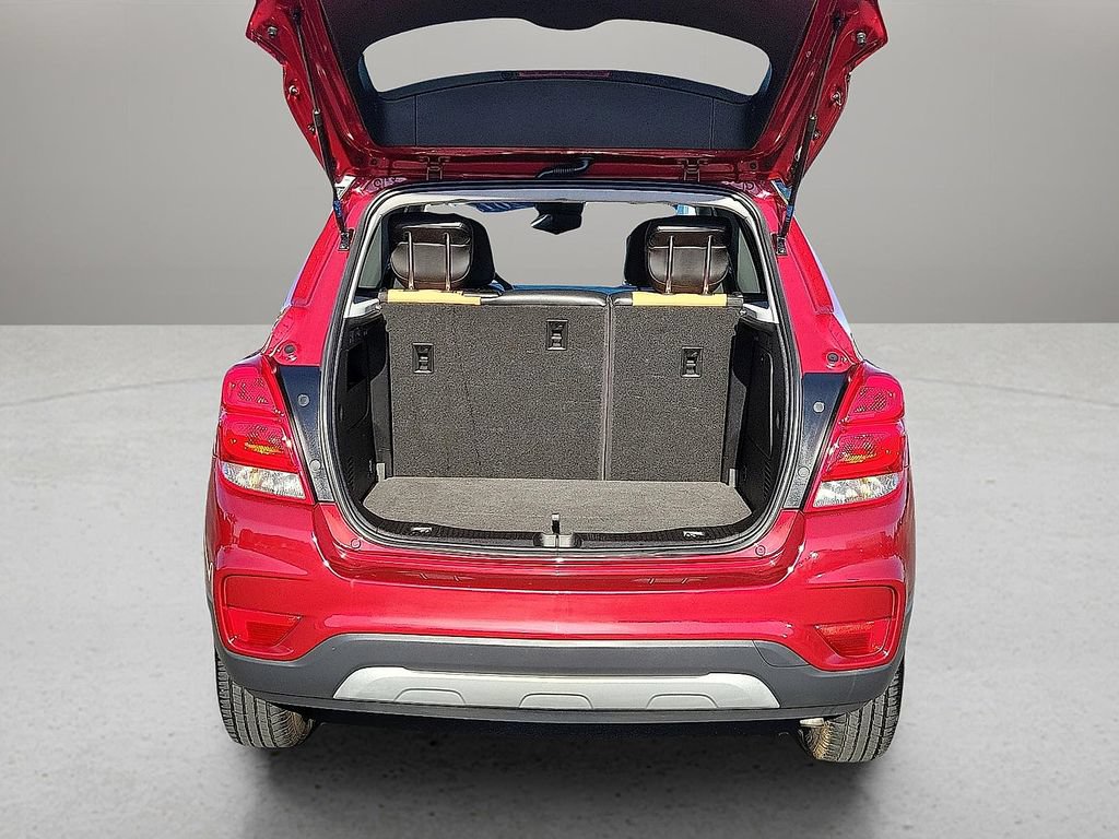 Used 2019 Chevrolet Trax LT w/ LT Convenience Package FWD image 8