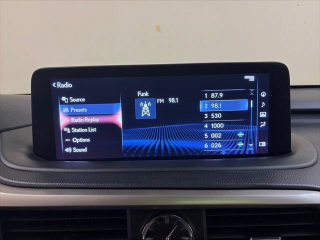Used 2022 Lexus RX 450hL AWD w/ Premium Package image 34