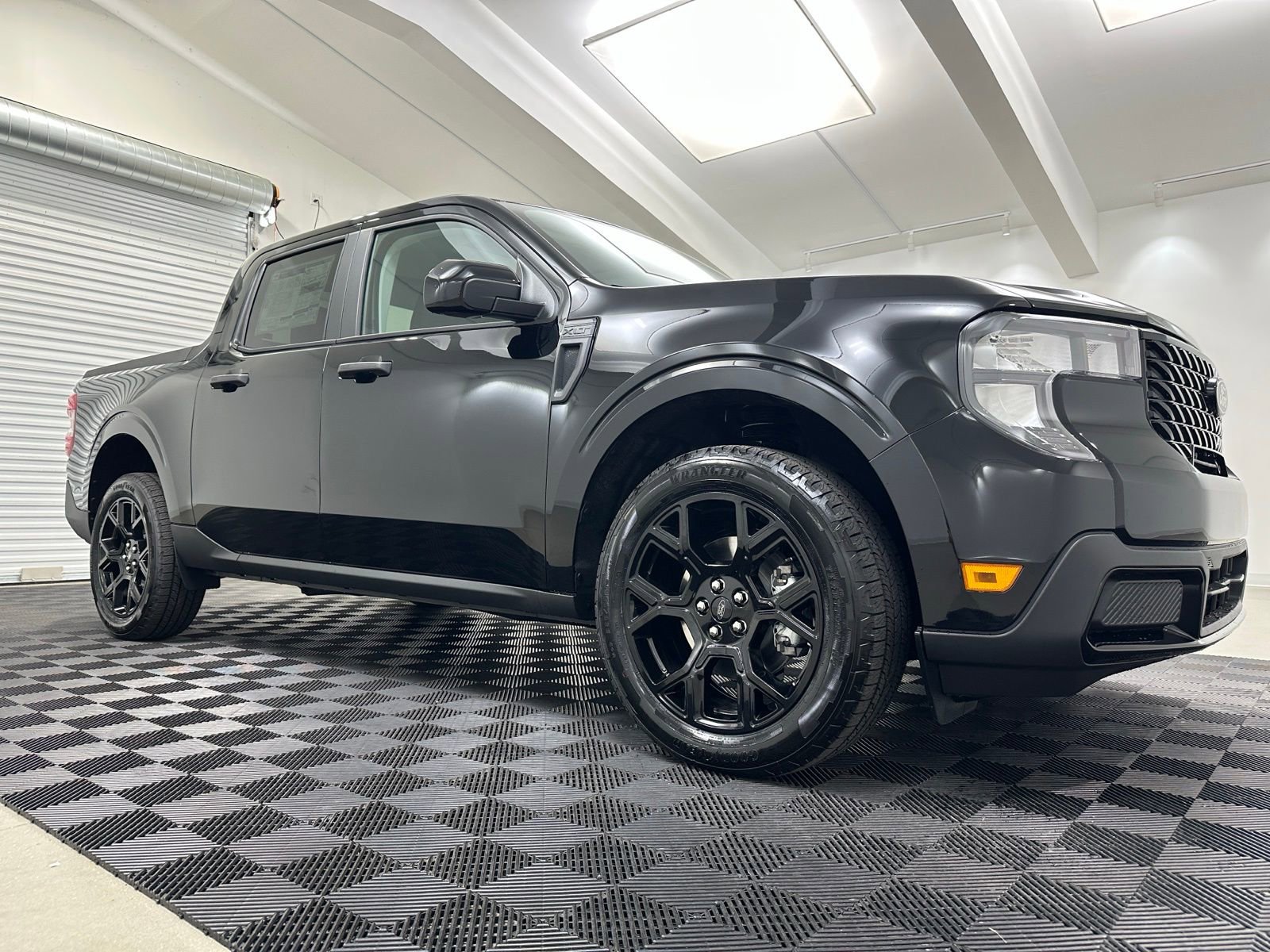 New 2025 Ford Maverick XLT w/ XLT Luxury Package image 1