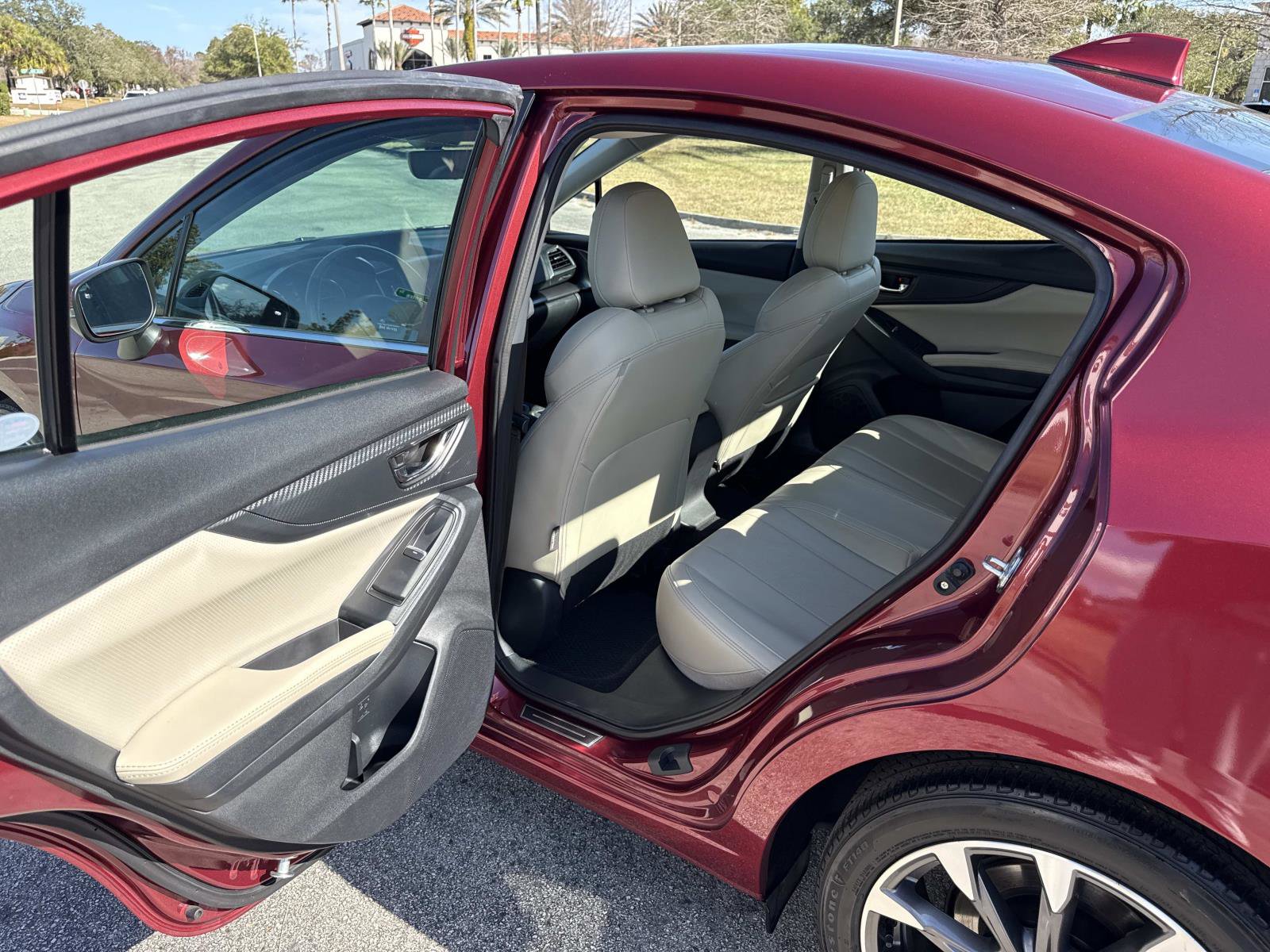 Used 2021 Subaru Impreza 2.0i Limited image 12