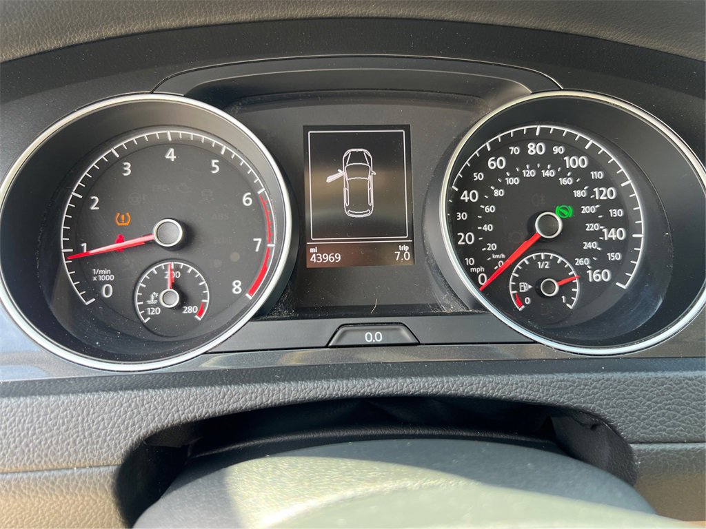 Used 2021 Volkswagen Golf 1.4T TSI image 17