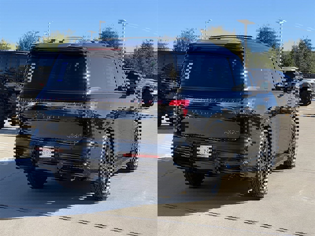 New 2026 INFINITI QX80 4WD w/ Sport Exterior Package image 3