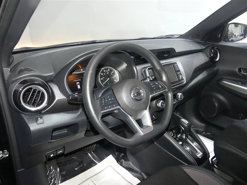 Used 2019 Nissan Kicks SV FWD image 23