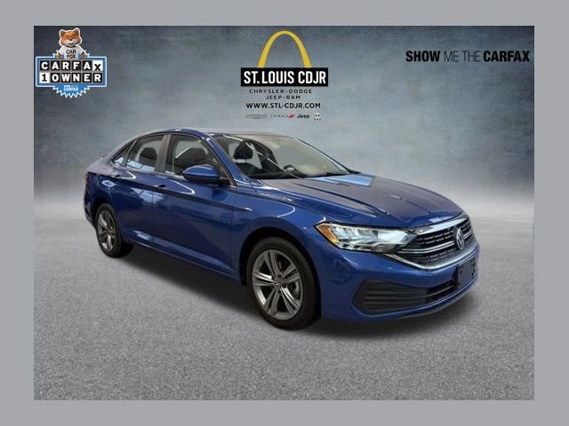 Used 2024 Volkswagen Jetta SE image 1