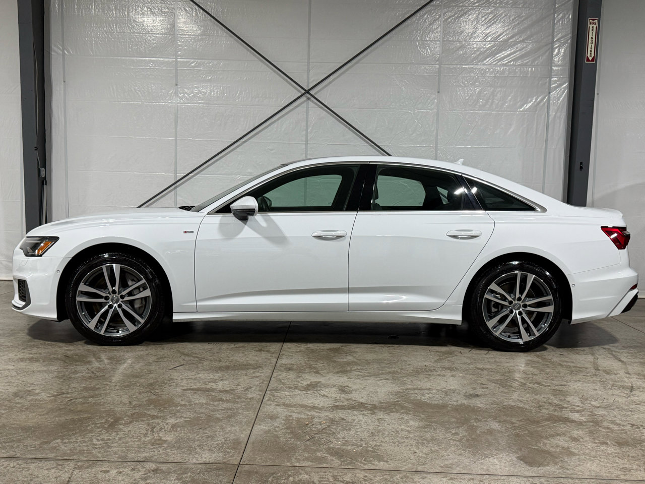Used 2019 Audi A6 3.0T Premium Plus w/ Premium Plus Package image 2