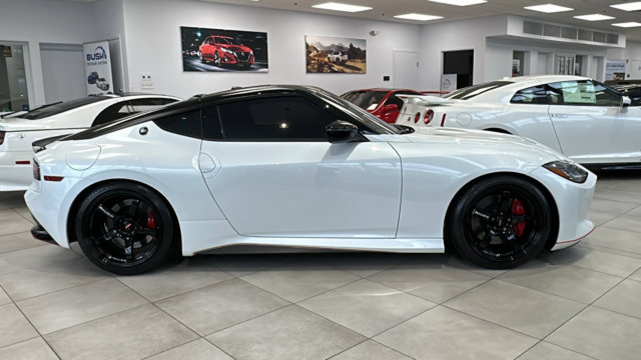 New 2023 Nissan Z PERFORMANC w/ Floor Mat Package (L93) image 19