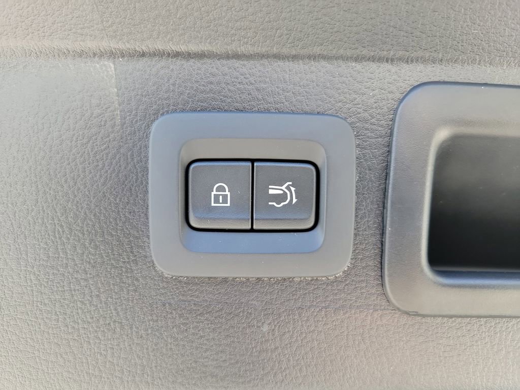 Certified 2025 MAZDA CX-50 2.5 Hybrid w/ Weather Package image 9