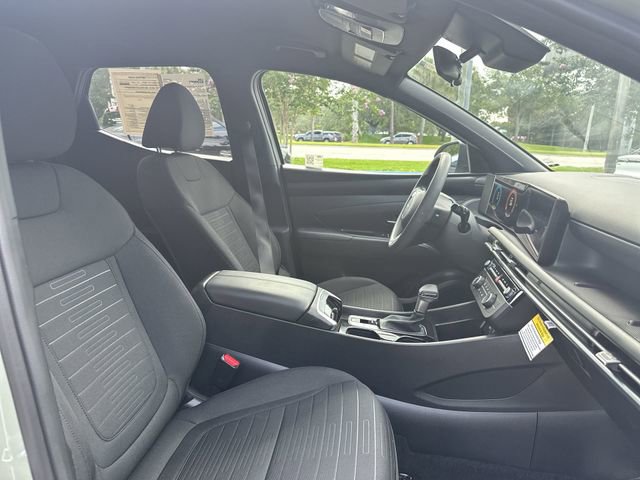 Used 2025 Hyundai Santa Cruz SE FWD image 30