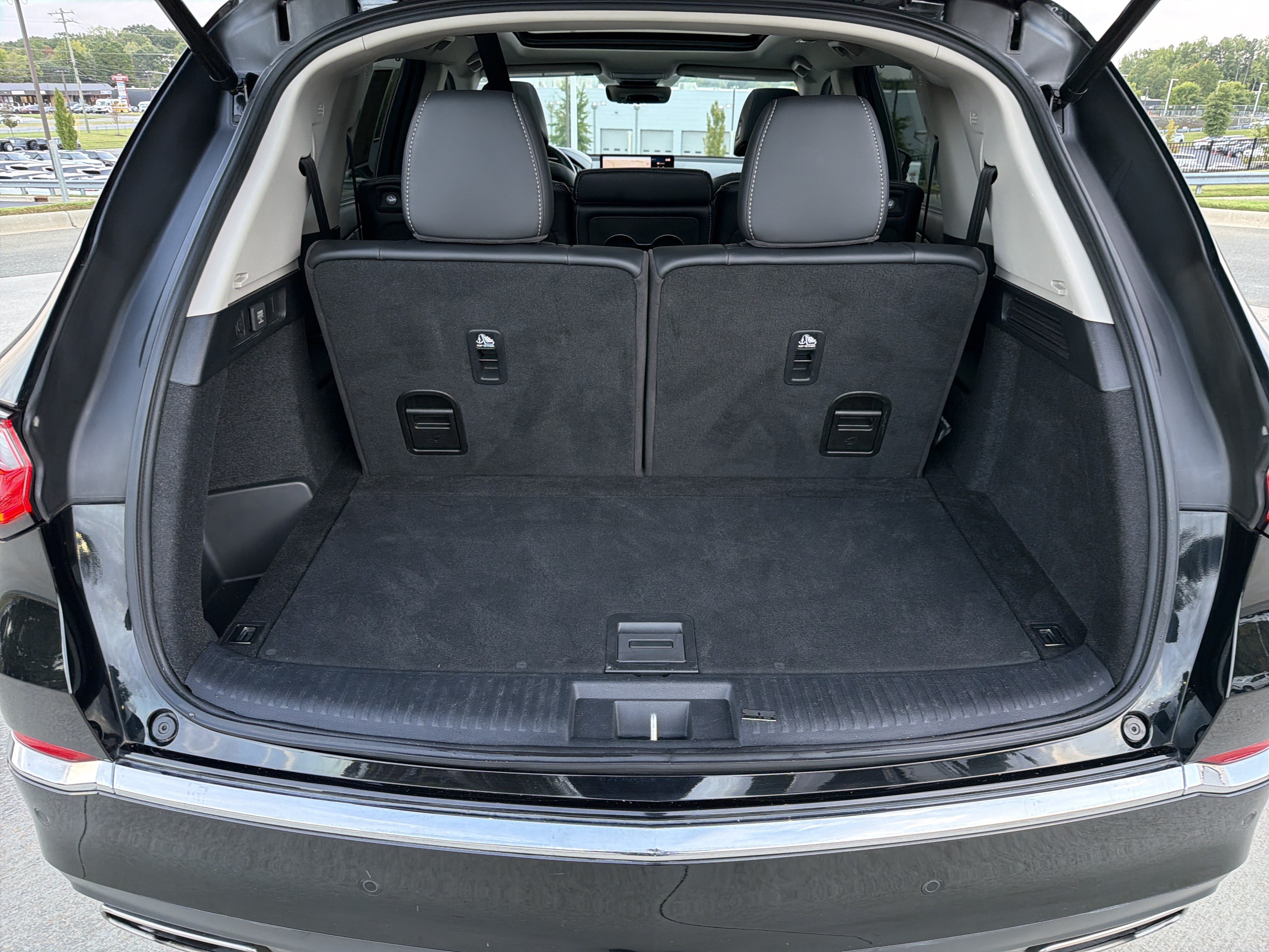 Certified 2024 Acura MDX w/ Technology Package FWD image 30