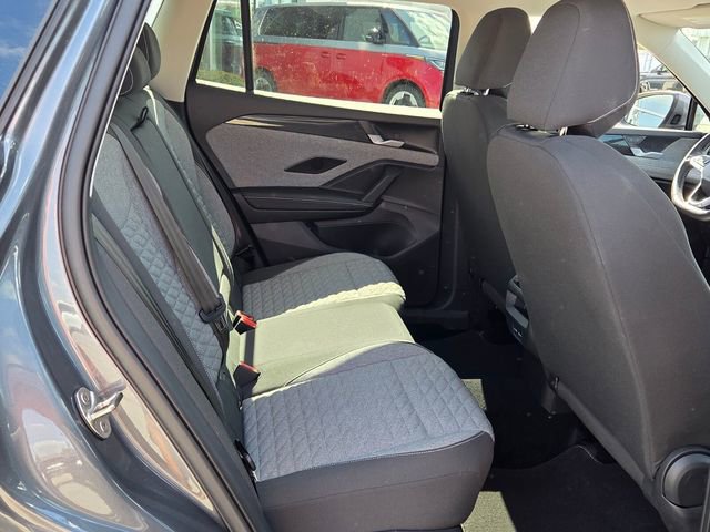 Used 2025 Volkswagen Tiguan S image 13