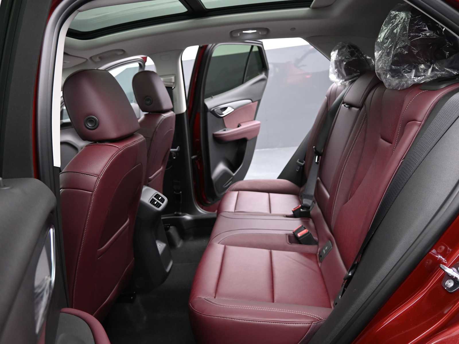 Used 2024 Buick Envision Sport Touring image 14