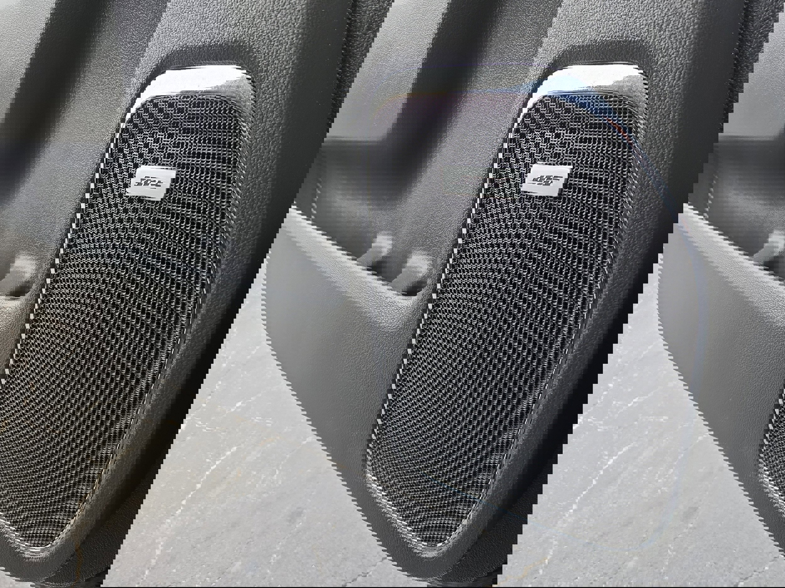 Used 2017 GMC Sierra 1500 SLT image 34