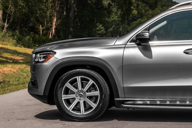 Used 2020 Mercedes-Benz GLS 450 4MATIC image 11