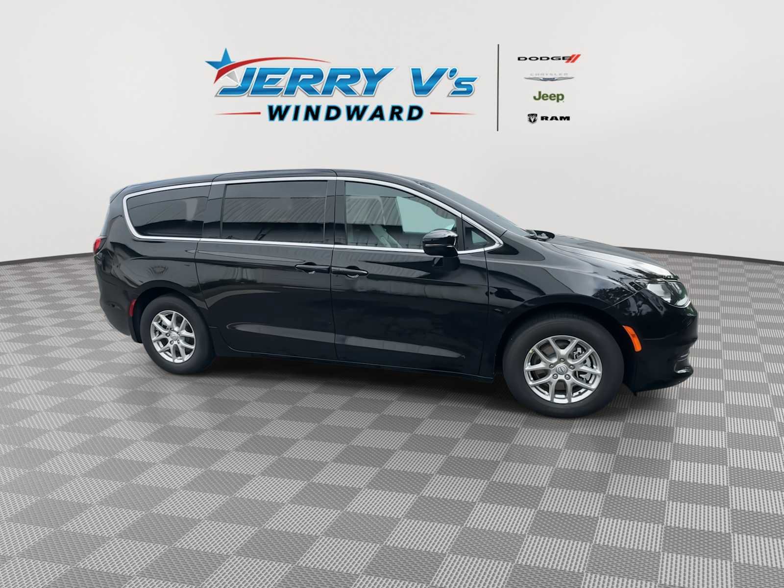 New 2026 Chrysler Voyager LX FWD image 9